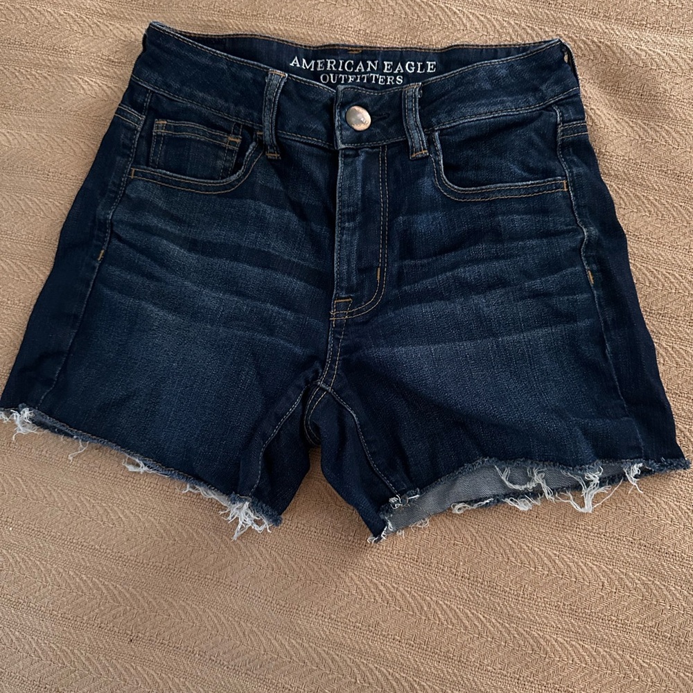 Very comfortable high waist denim shorts